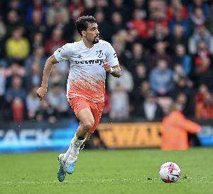 英媒：阿斯顿维拉有意签下帕奎塔，但西汉姆不想出售这名关键球员