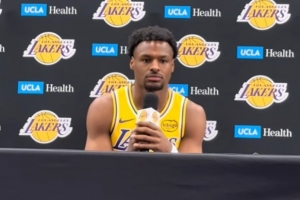 脱离父亲完全凭自己表现接受批判？布朗尼：这让我心态更加成熟