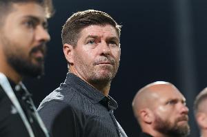 天空体育：杰拉德将抵达伦敦，接下来几天内将与流浪者进行谈判