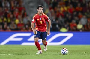 指挥官！苏维门迪96次传球成功率94.8%，7次长传全部成功