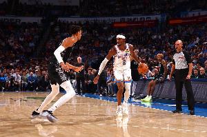 小里弗斯：文班只拿9分太不应该了 SGA&里夫斯光罚球就不止这个数