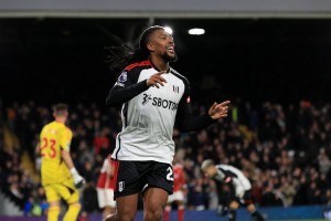 球员集锦：枪手青训出身的伊沃比！动力十足的前场多面手