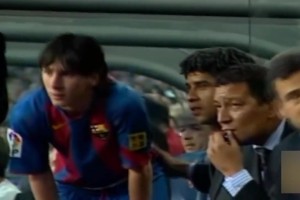 真人版《一球成名》！当年电影频道报道武磊进球助队绝平巴萨！