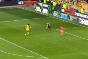 神奇小子！名场面：阿德耶米突破过人射门一气呵成！