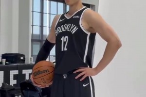 现在您看到的是：篮网12号球员，曾凡博！